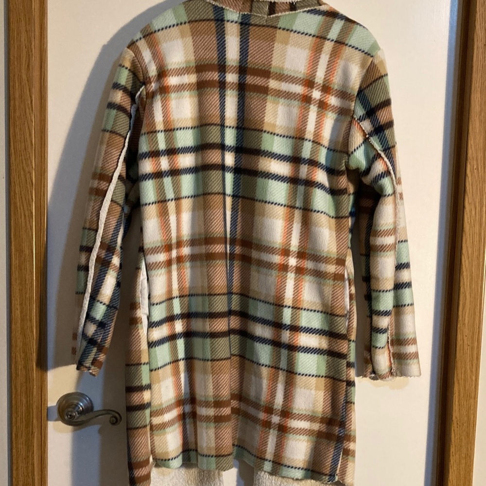 Plaid Sherpa-Lined Coat - Picture 5 of 7